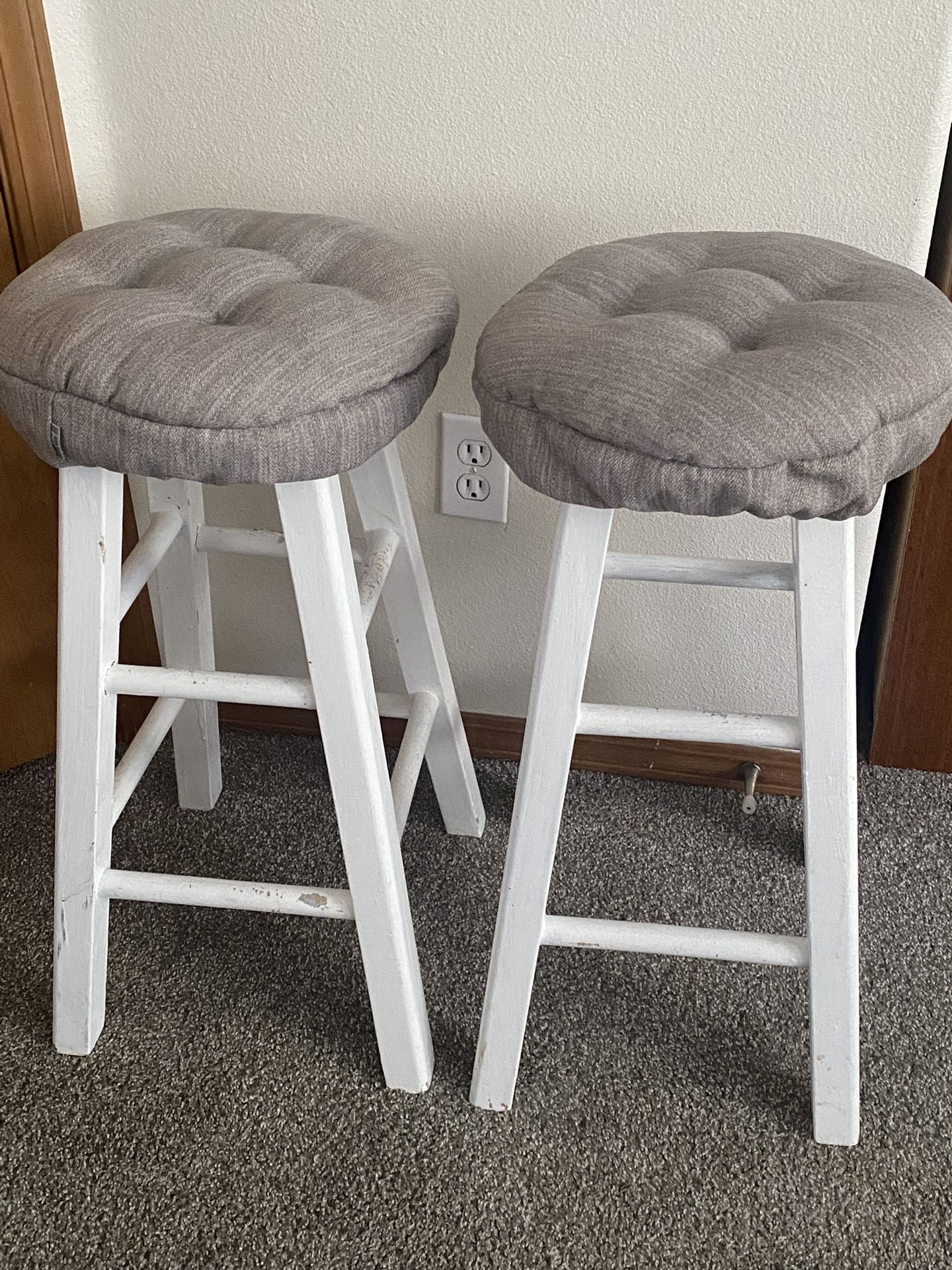 Stools $5 for set