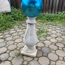 Blue Garden Gazing Ball With Stand