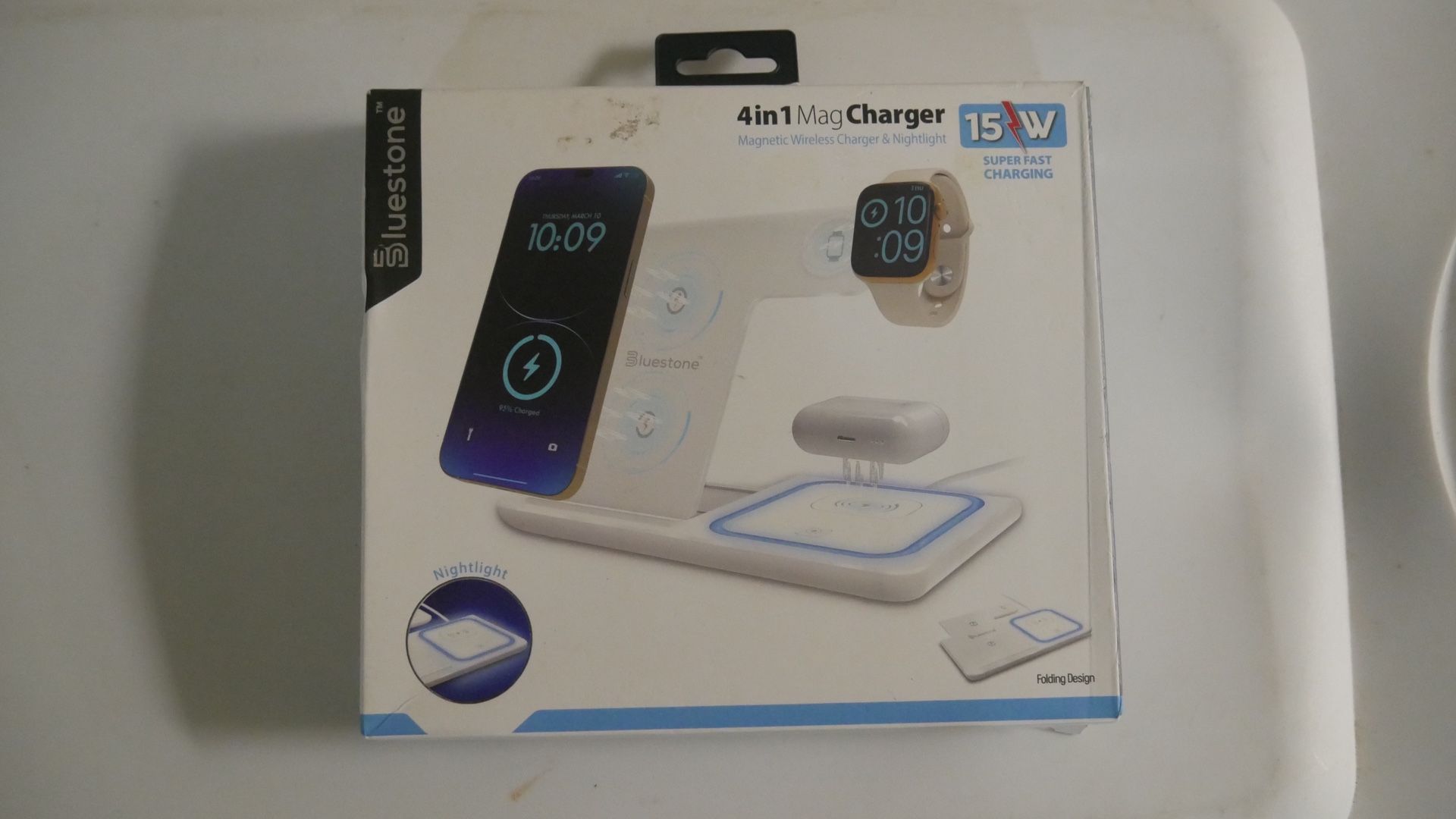 4 In 1 Charger With Pulsing Les Light