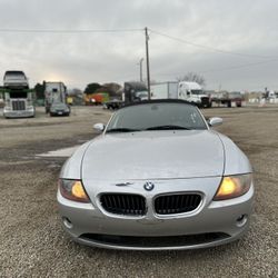 2004 BMW Z4 2.5