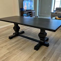 Modern Farmhouse Dining Table .Can deliver pay after delivery
