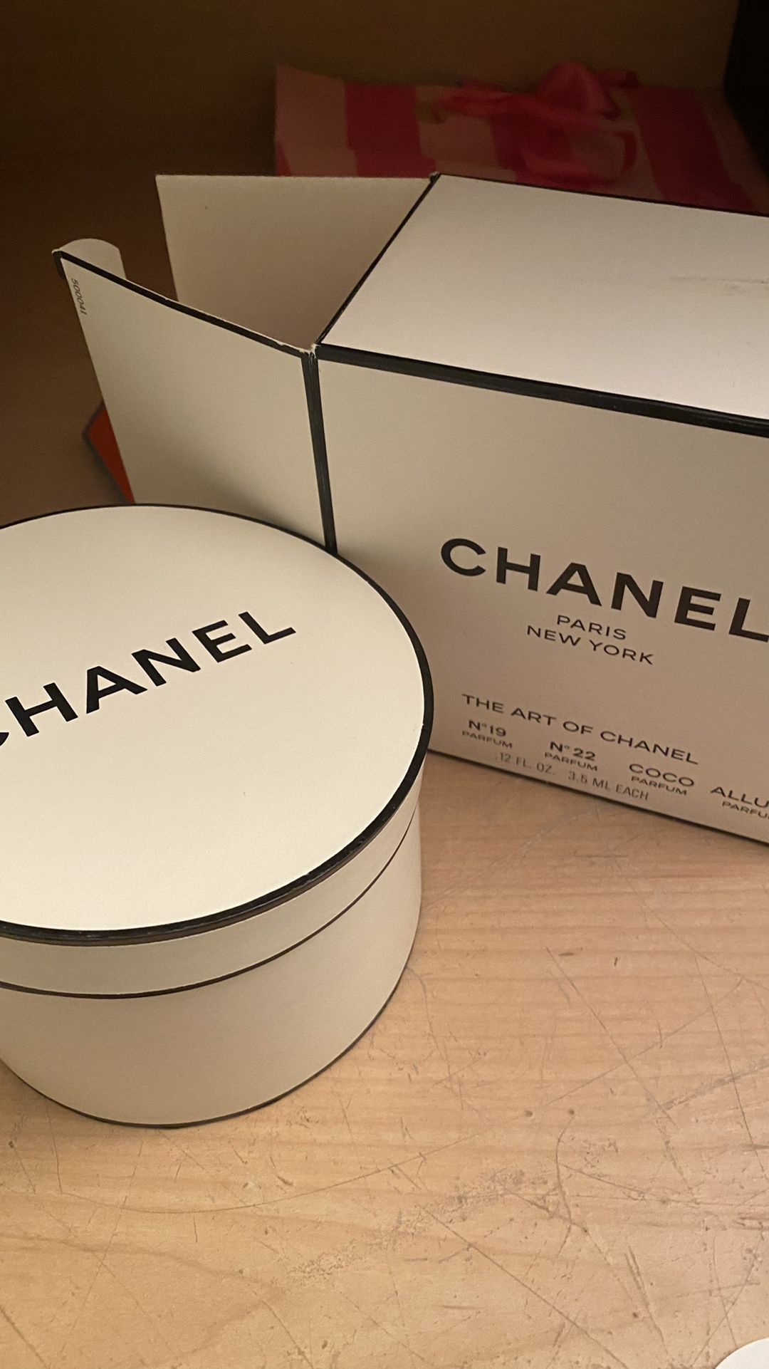 The Art Of Chanel Box (5 Perfumes) 