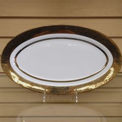 Oval Porcelain _ Platter / Plate - $19.99 ( NEW ) gold & white. dinnerware