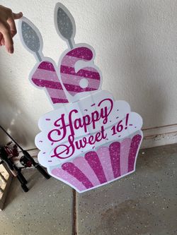 Sweet 16 sign