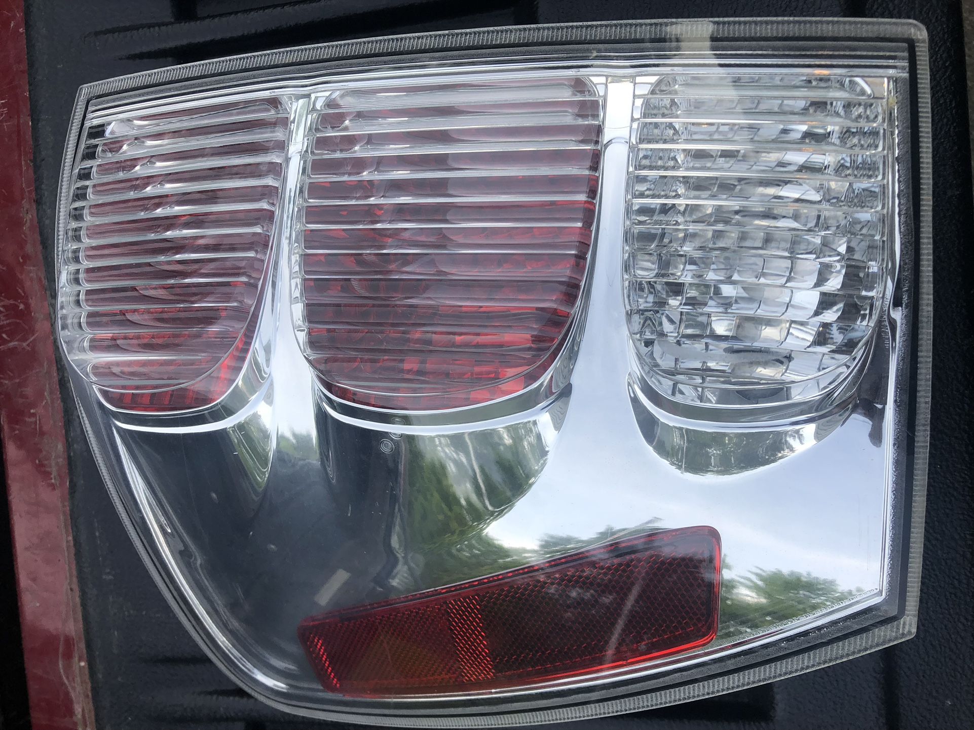 2005-2009 Pontiac Torrent/Chevrolet Equinox Tail Lights