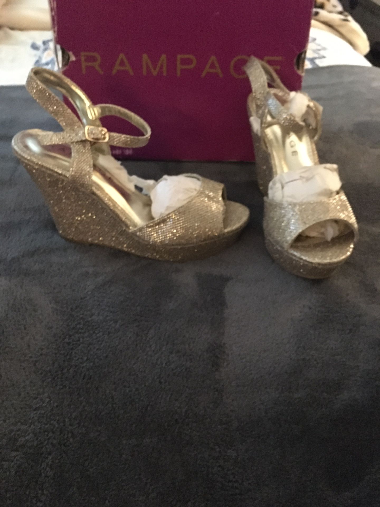 Rampage Gold Glitter Wedges