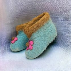 Handmade Wool Felted Baby Boots, Size 4, Turquoise 