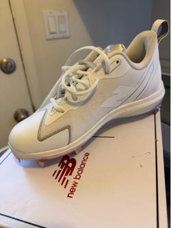 Brand New - New Balance Softball Cleats