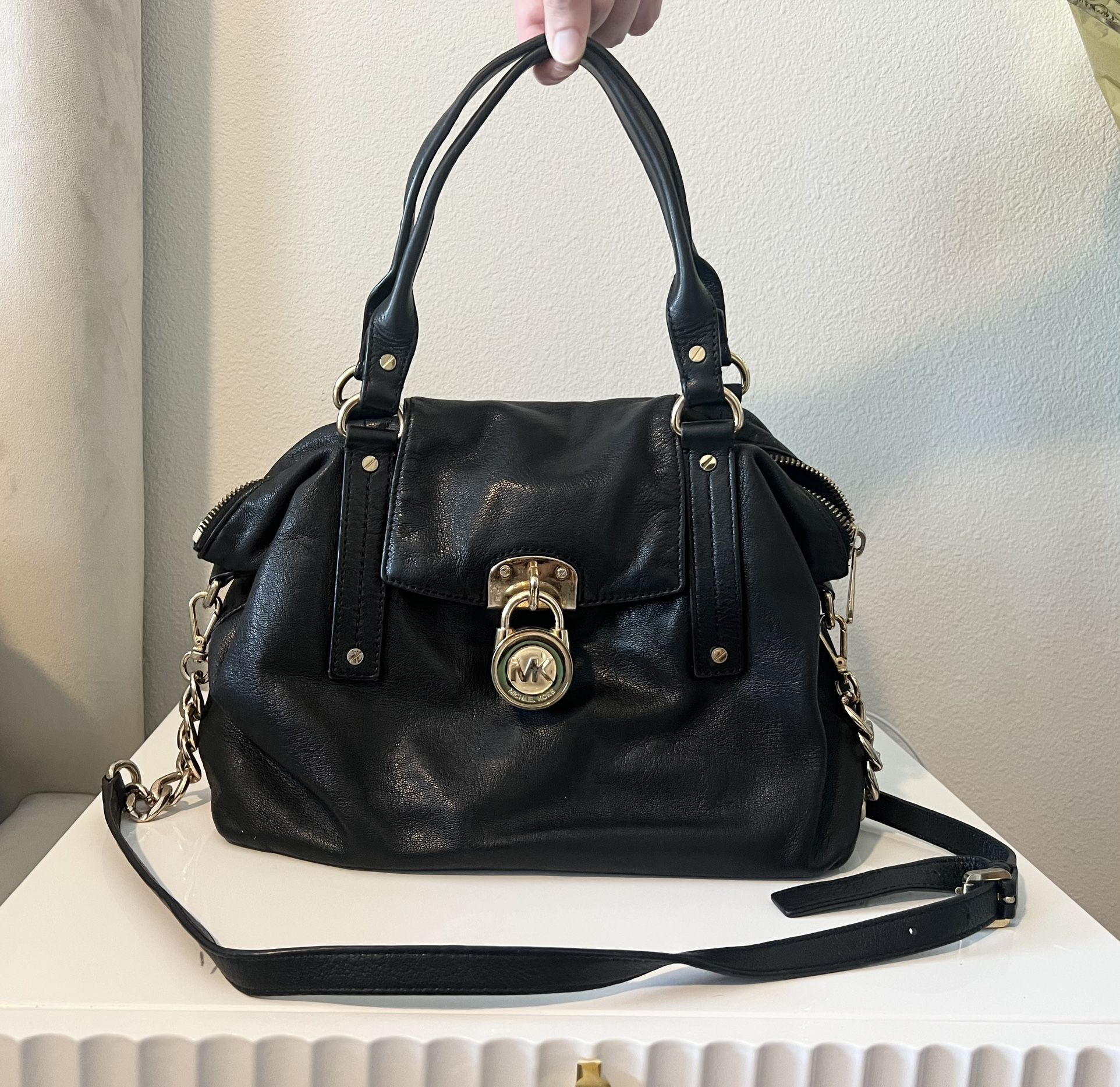 Michael Kors Slouchy Satchel Leather Bag Purse Woman’s Black Retail Price 358$