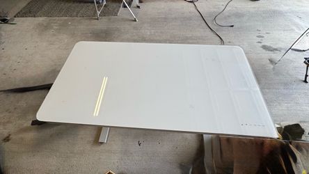Tresanti Adjustable Height Desk