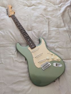 Fender Stratocaster 2003 Sage Green Metallic with Upgrades