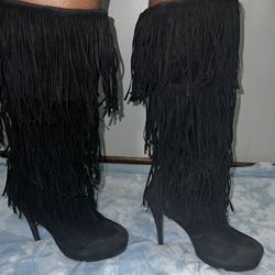 Suede Fringes heeled boots Black - Size 10