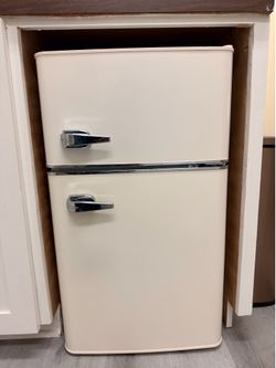 Retro Mini Fridge by Insignia
