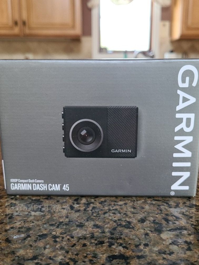 Garmin Dash Cam 45