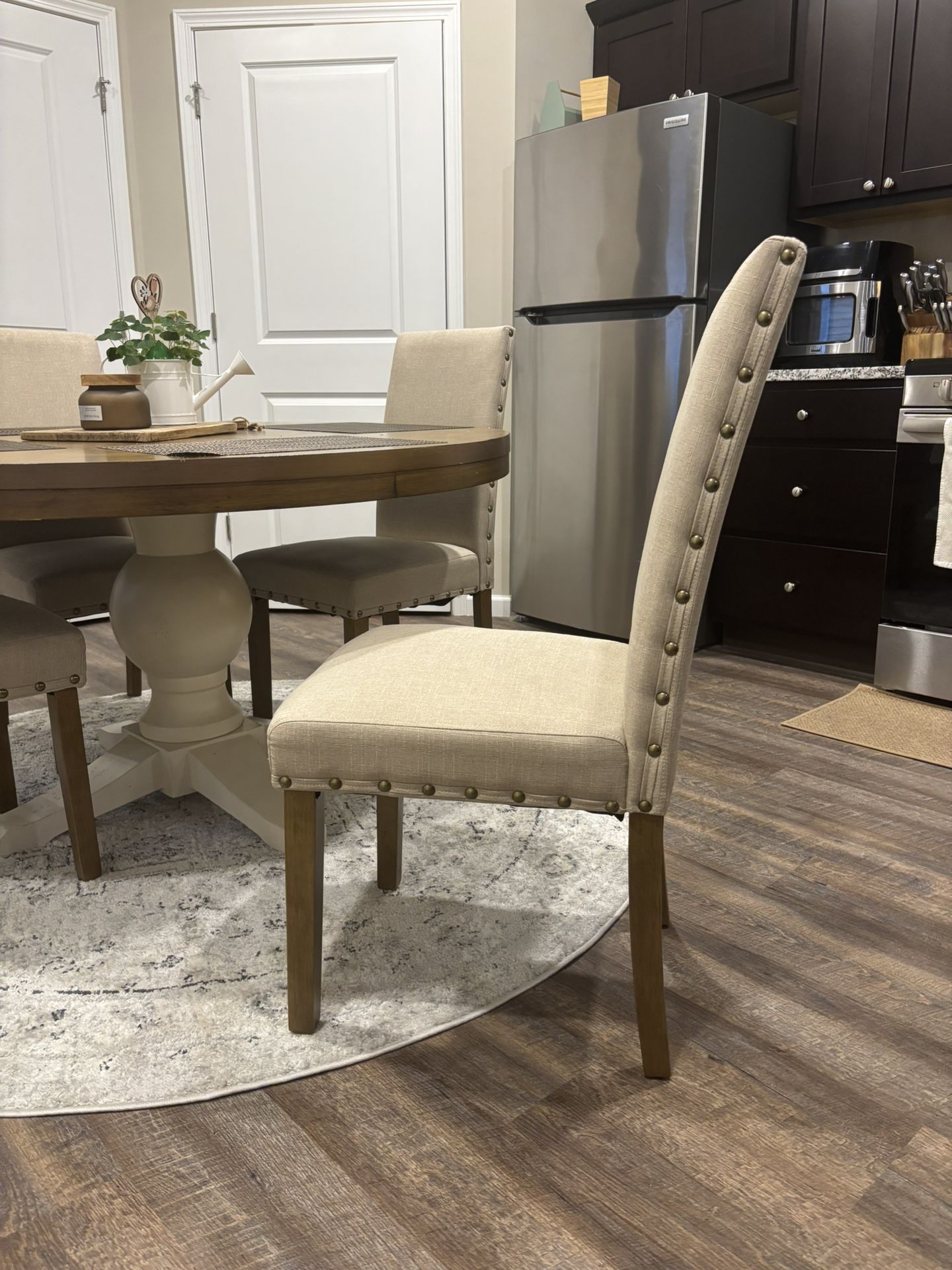 Kitchen chairs 