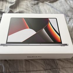 MacBook Pro 1 TB- Empty Box