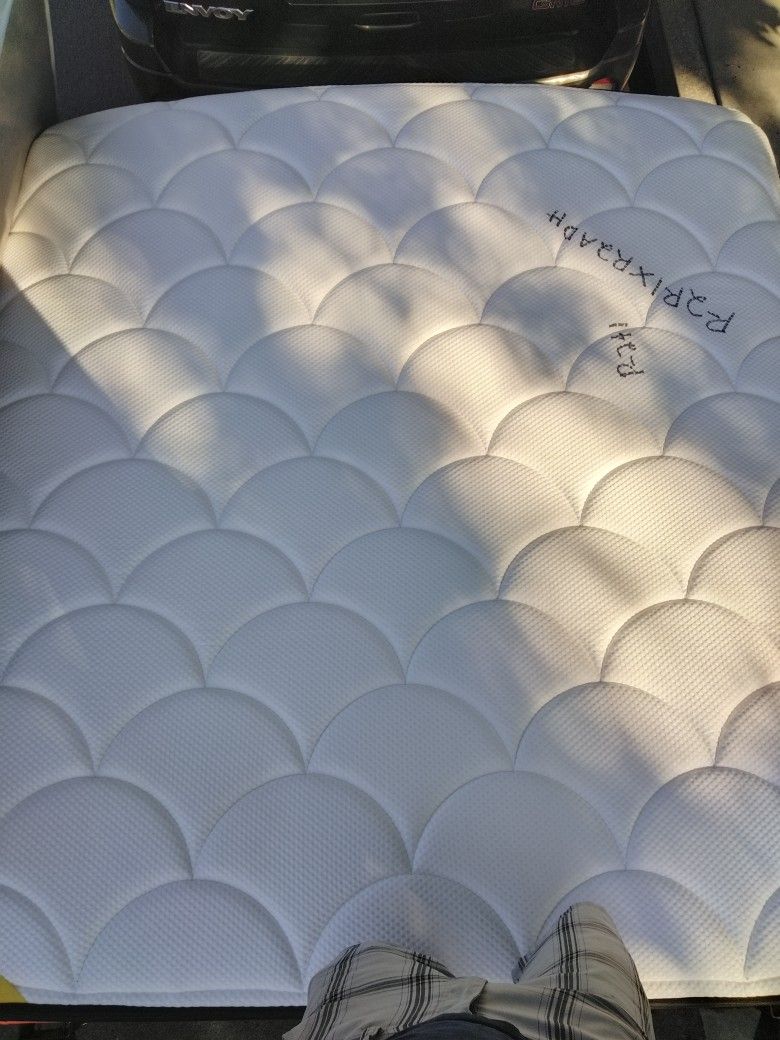 Free King Mattress