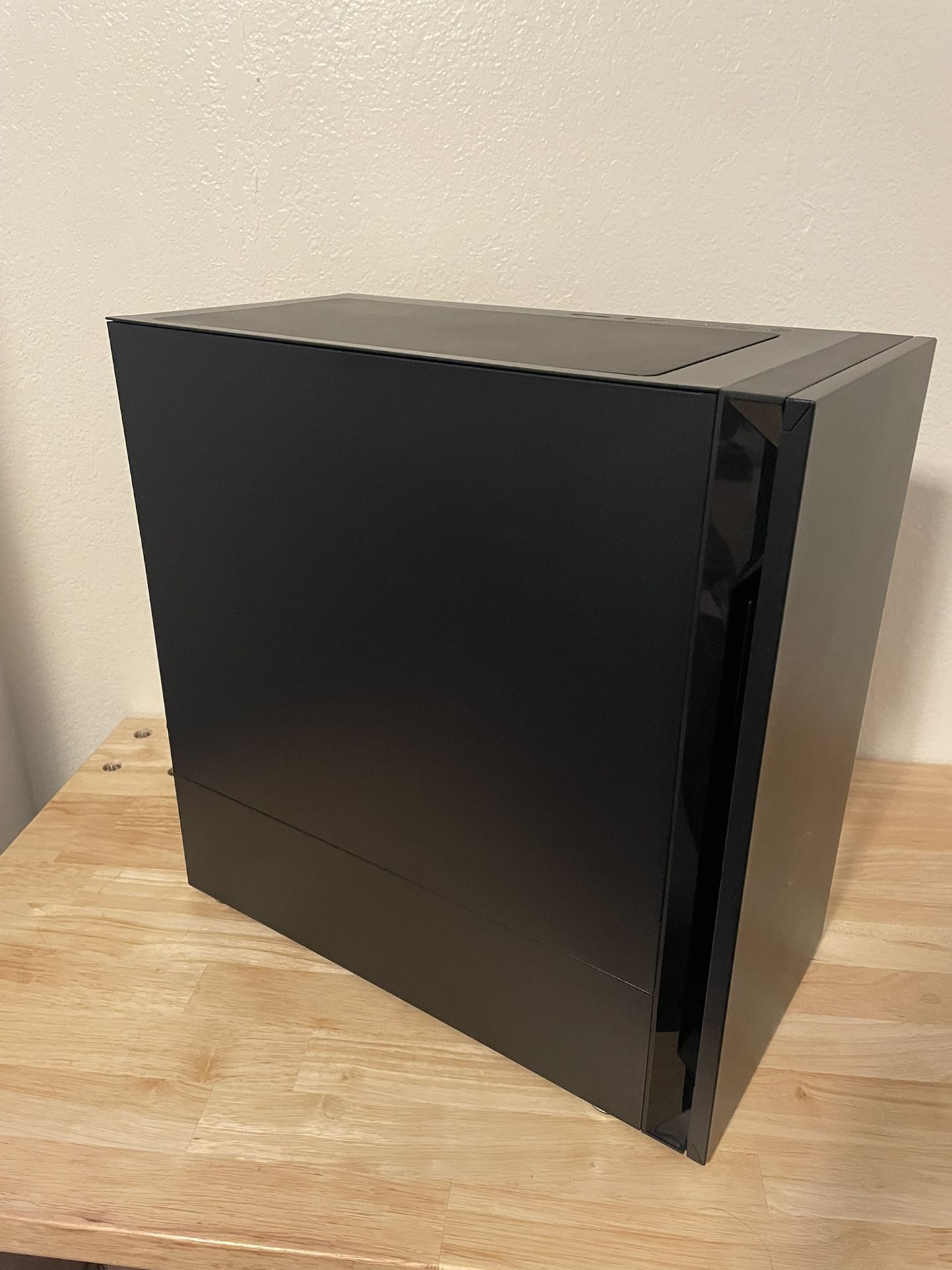 Custom Gaming PC
