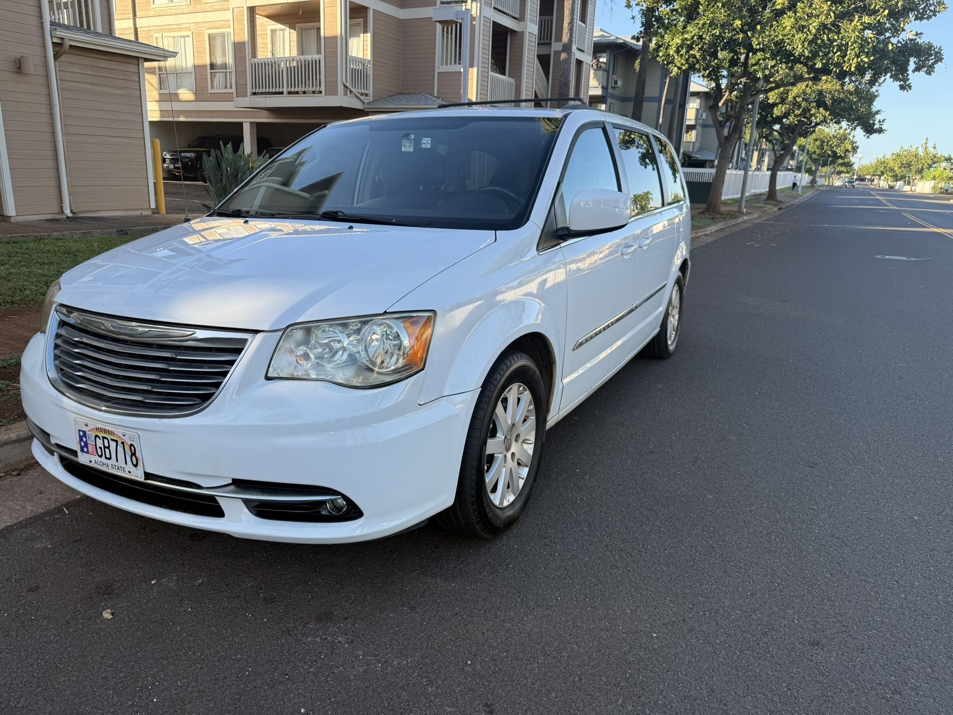 2014 Chrysler Town & Country Touring