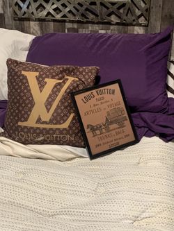 LV rug and picture set