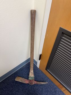 Pick ax