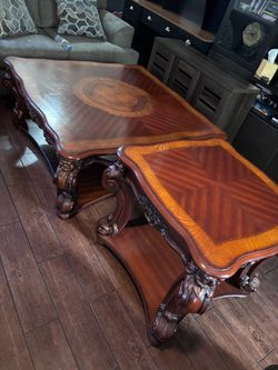 🏡 Elegant Vintage Wood Coffee Table Set