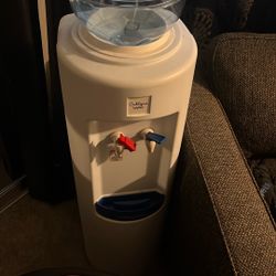 Water Dispenser