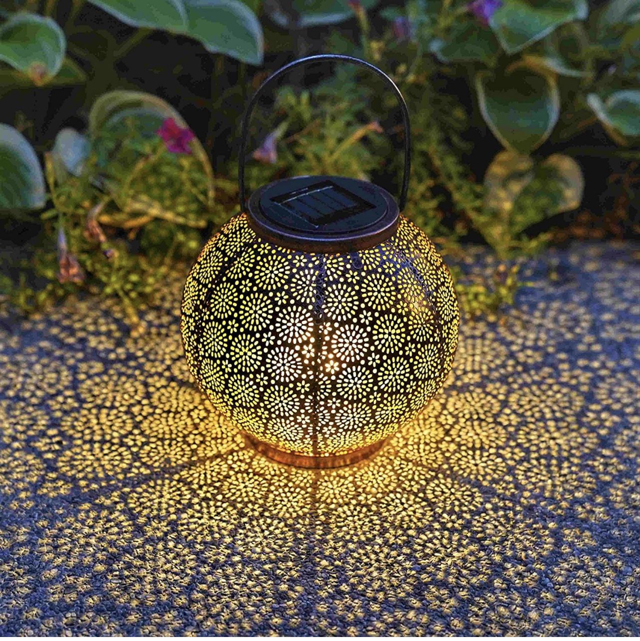 Brand New 2 Pack Solar Lanterns Outdoor Hanging Lights Decorative, Solar Outdoor Decorations for Patio Garden Yard Porch and Tabletop.