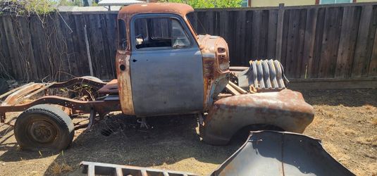 1952 chevy 3100 pick up truck