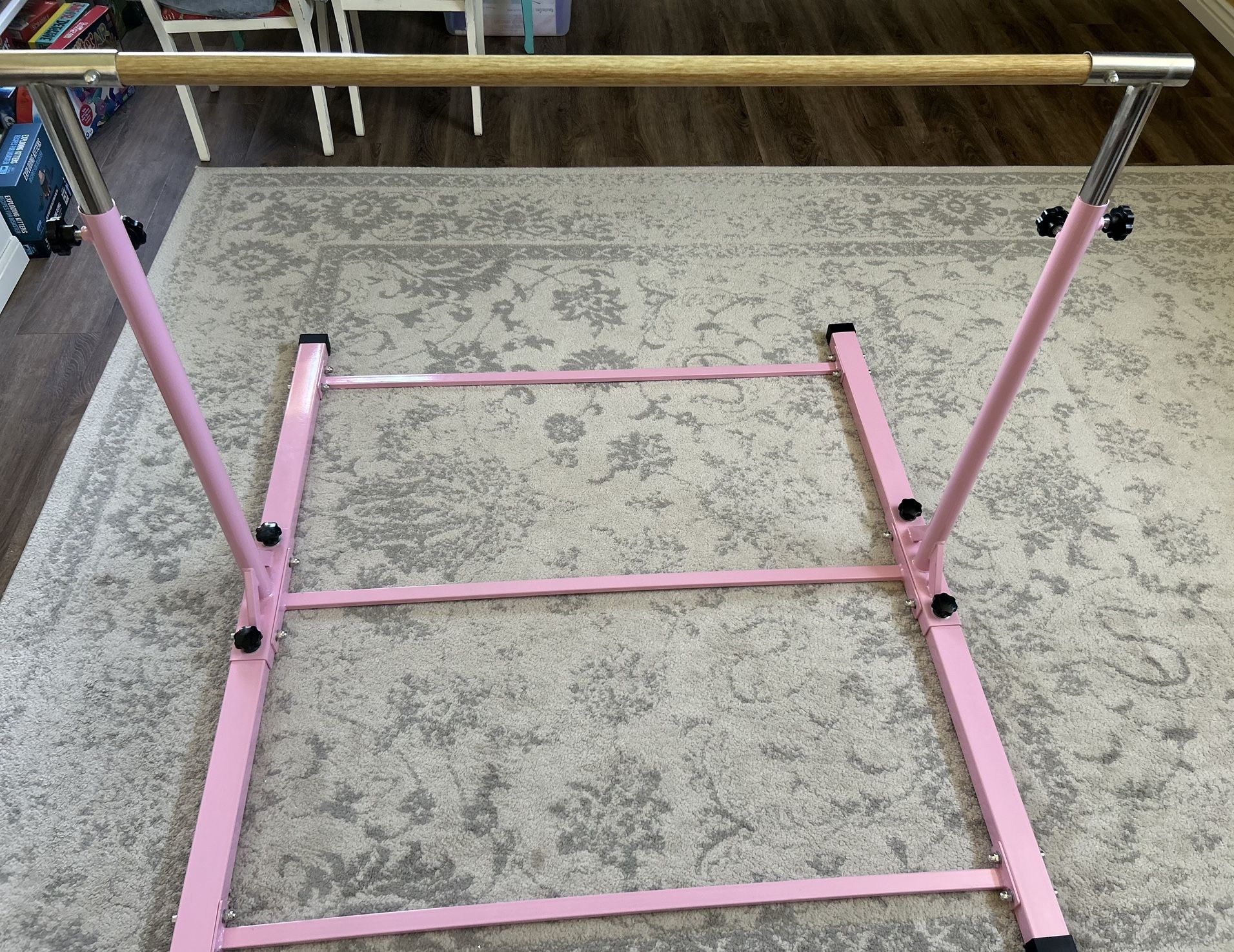 Adjustable Gymnastic Bar