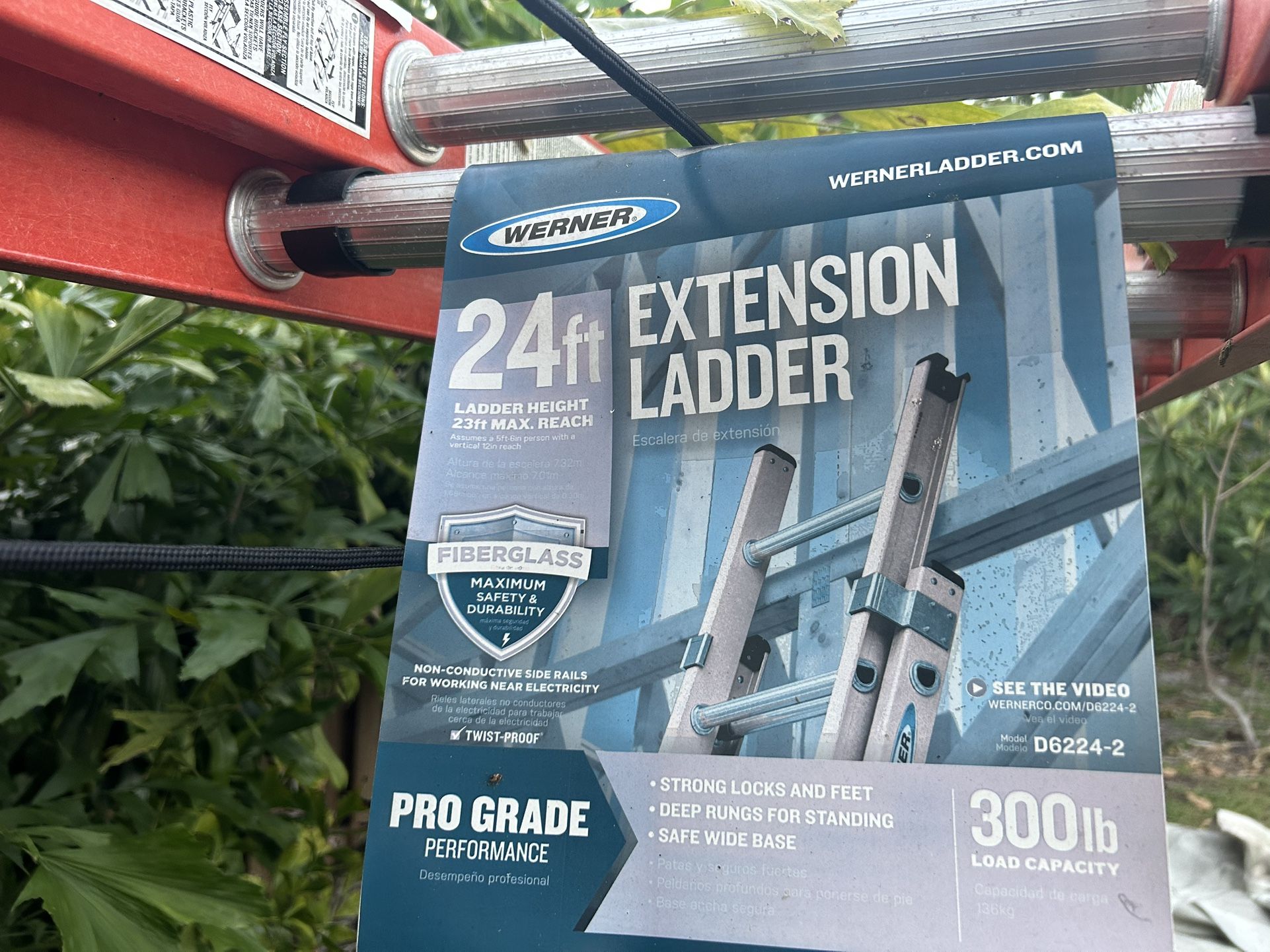 24ft WERNER Extension Ladder-NEW