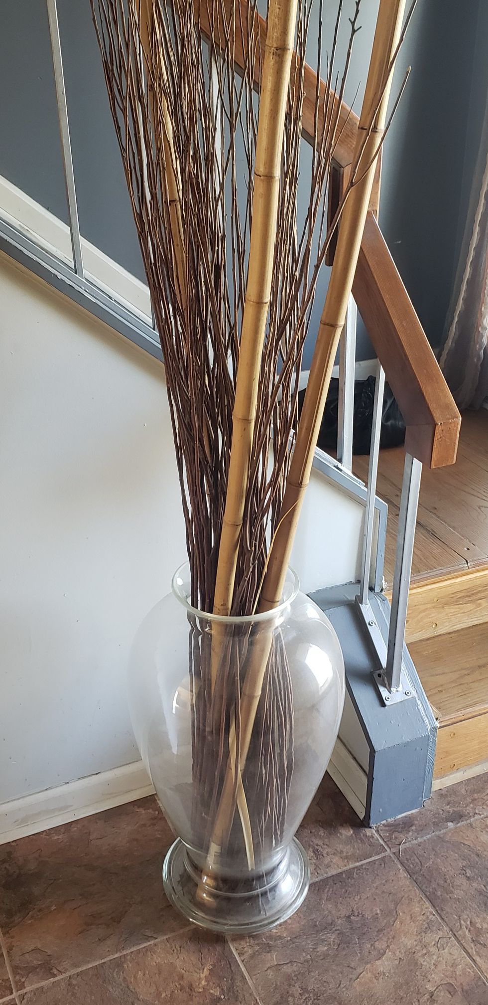Decor. Floor Vase with branch fillers