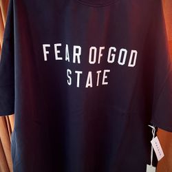 FEAR OF GOD STATE heavy CREWNECK Tee Size Medium (2xoversized ;new)