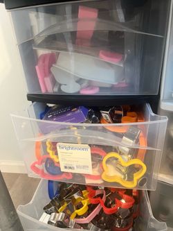 Cookie cutter caddy
