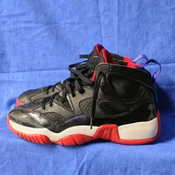 Jordan Jump Man Two Trey Raptors Size 9.