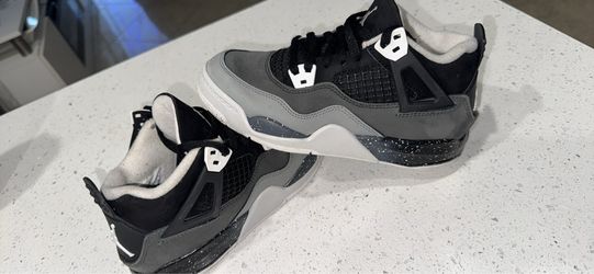 Air Jordan 4 Retro Sneakers