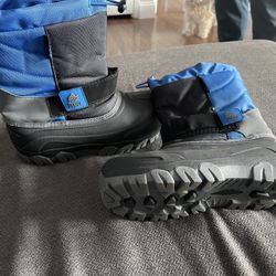 Boys Snow Clothes And Boots. 