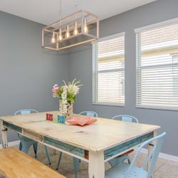 Dining Table (comedor)