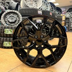22x9 6x139 Chevy Rims Gloss Black  +31 Offset 