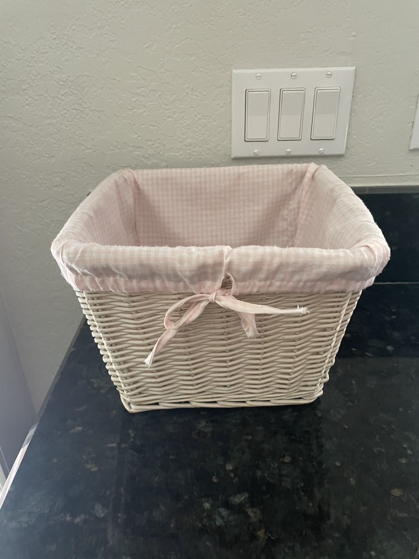 White Wicker Basket With Liner