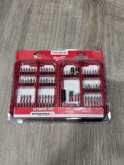 BRAND NEW MILWAUKEE SHOCKWAVE 74-PIECE IMPACT BIT SET