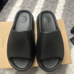 Onyx Yeezy Slides