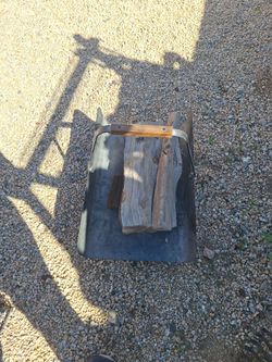 Metal log carriers and holder
