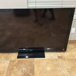 Sony Bravia 60” Flat Screen TV (2010) Perfect Condition 