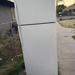 Whirlpool Refrigerator 