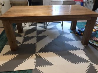 Kitchen Table & Chairs