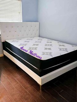 NEW QUEEN PILLOW TOP MATTRESS AND BOX SPRING