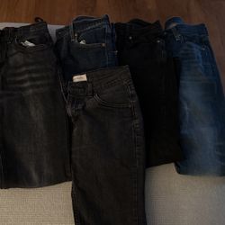 5 Boys Levi Jeans- 3 Black 2 Blue- Size 28x30