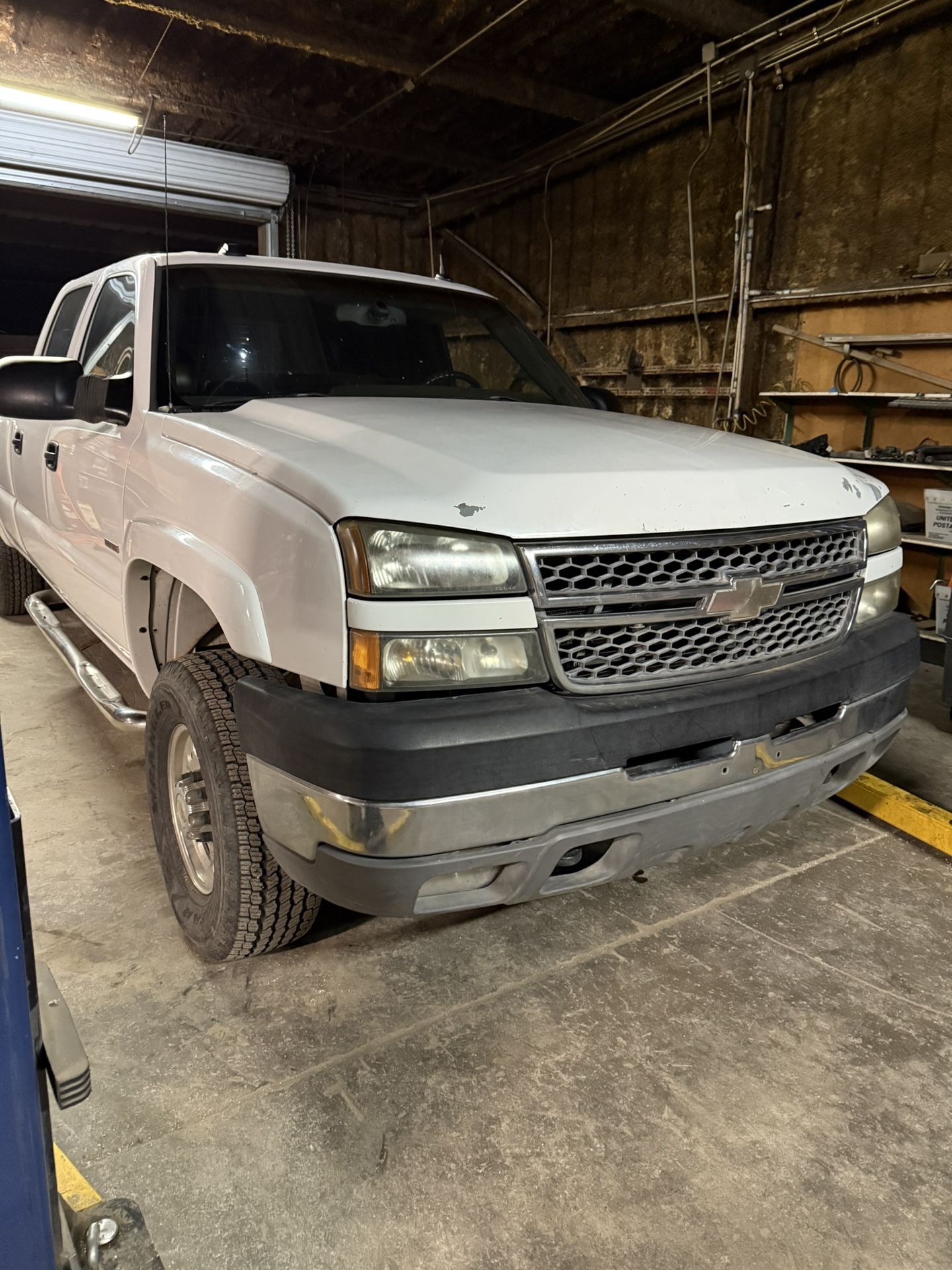 2005 Chevy Silverado 2500HD lly Duramax Parts / Part Out