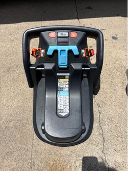 UPPA BABY CAR SEAT - BASE ONLY